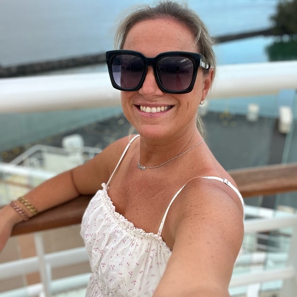 Meet your Posher, Holly - Picture 6 of 8